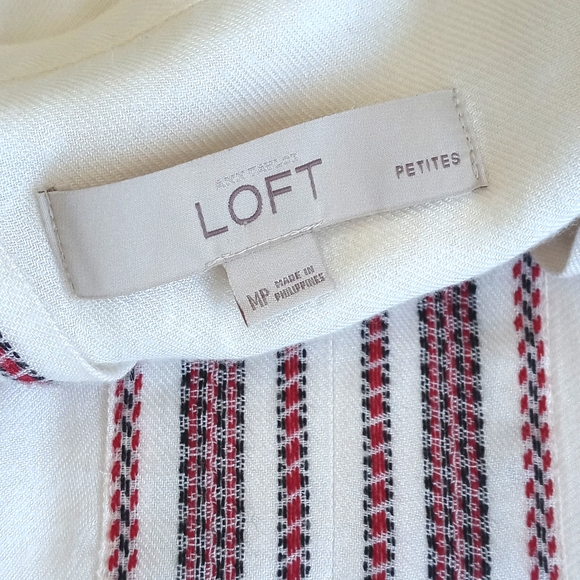 Ann Taylor LOFT Cream Rayon Blend Blouse w Red Stripe Embroidery Trim Blouse MP - Picture 2 of 13